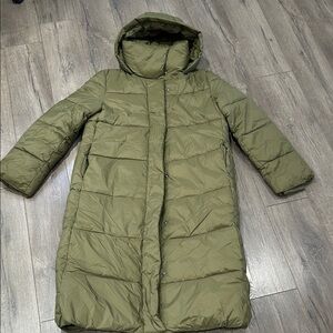 Banana Republic Olive Green Quilted Coat Small